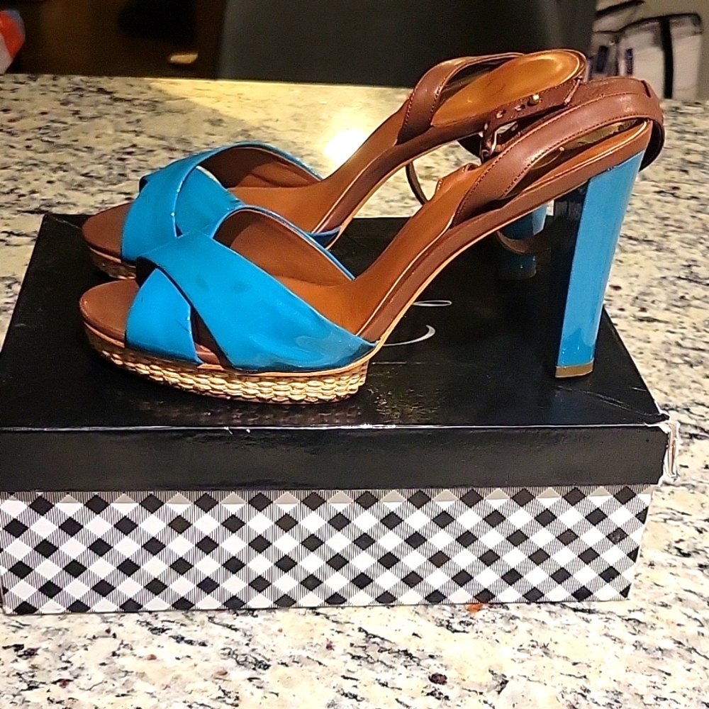 Aunthentic Delman Patent Torquise Heels